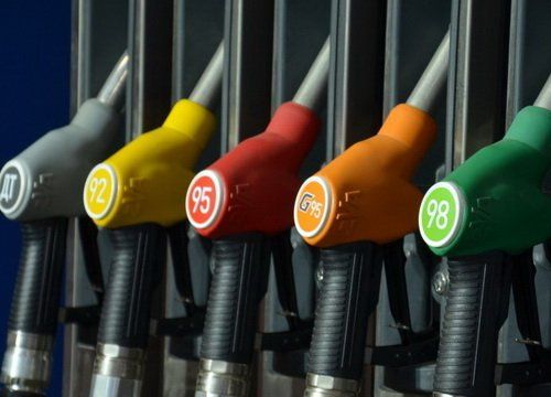 За год цена на нефтепродукты выросла более чем на 3 %