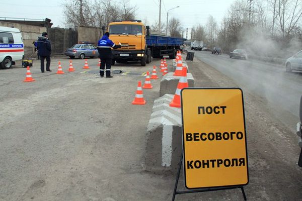 Анатолий Локоть ограничил движение большегрузных машин по новосибирским улицам