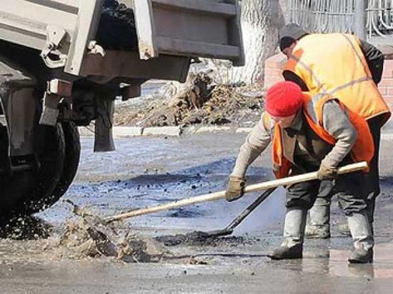 Ямочный ремонт новосибирских дорог власти планируют завершить к 9 мая