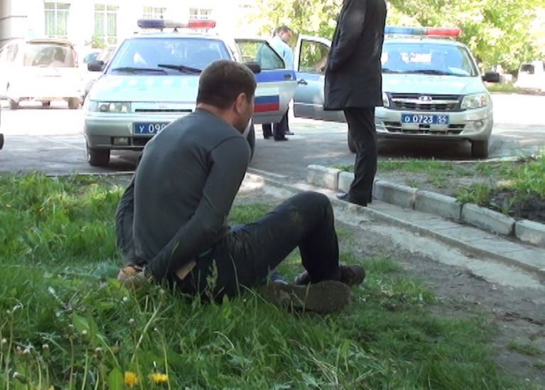 Угонщика из Кузбасса после 20-минутной погони поймали новосибирские полицейские