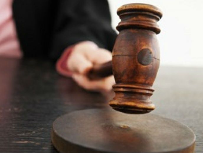 Штраф в 10 000 рублей и два года условно получил новосибирец за «разборку» с автоинспекторами