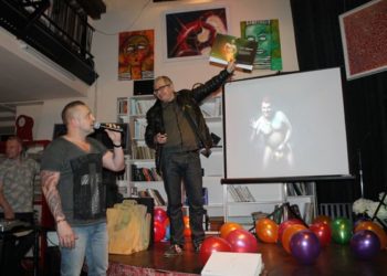 Долой бренды с мужской натуры! (фоторепортаж)