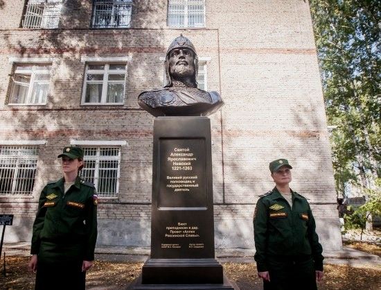 Бюсты Александра Невского, Дмитрия Донского и Георгия Жукова установили в Новосибирске