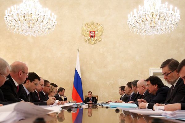 Правительство РФ поищет у регионов внутренние пути выхода из предбанкротного состояния