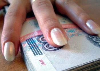 Перед судом предстанет бухгалтер детсада, похитившая 11 млн рублей