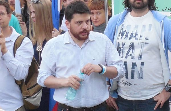 Волков и Поступинский опоздали на судебное заседание по «микрофонному делу» Lifenews