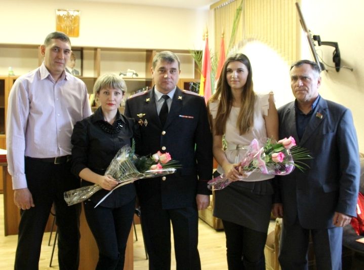 Две девушки из Новосибирской области выследили и помогли задержать угонщика