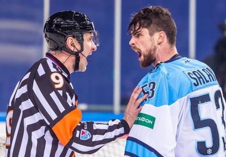 Вратарь хоккейной «Сибири» дисквалифицирован на пять матчей