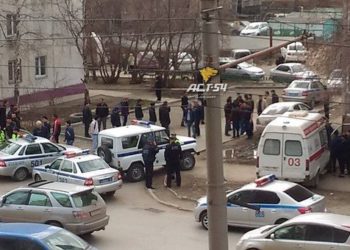 Массовая потасовка с участием полиции произошла в Новосибирске (видео)