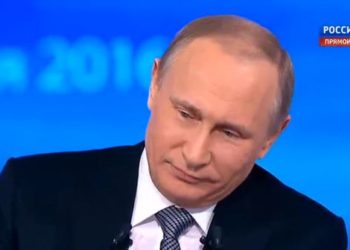 Путин потребовал привести дороги соседнего Омска в порядок к 300-летию города