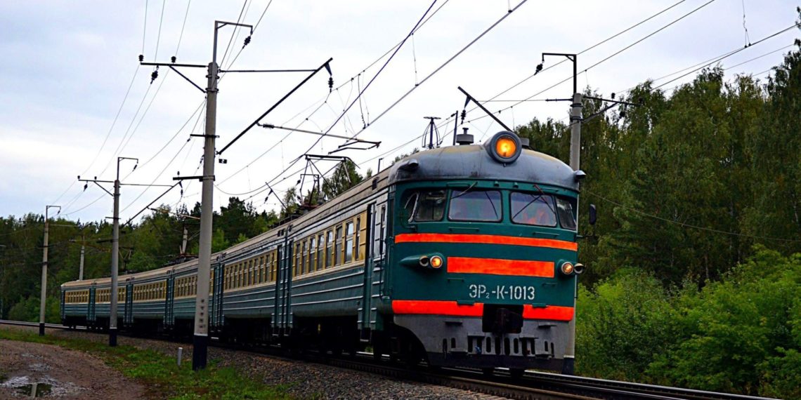 График движения новосибирских электричек изменится после перехода на красноярское время