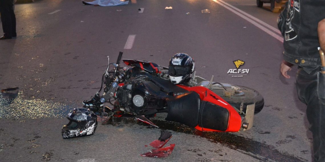 Пассажирка мотоцикла погибла после столкновения с «Ниссаном» на Гусинобродском шоссе