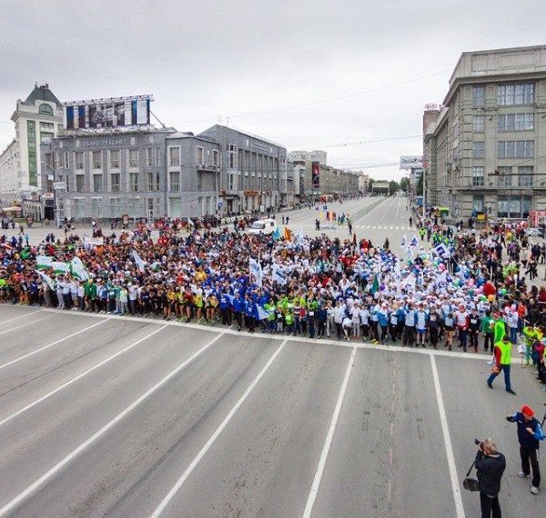 Новосибирск бежит (фото)