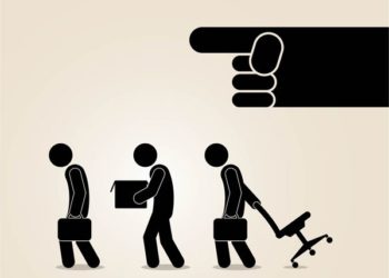 Почти девять тысяч человек за год сократили на работе в Новосибирской области
