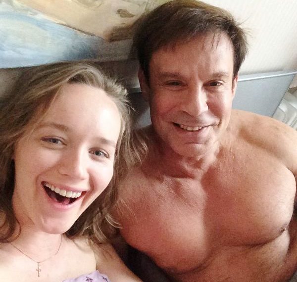 Ефим Шифрин блеснул в постельной сцене