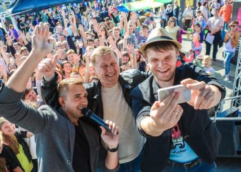 Конкурс с призами на лучшее селфи с мэром стартовал в Новосибирске