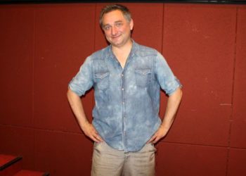 «Я за то, чтобы сворачивать с троп, на которые толкают гиды»