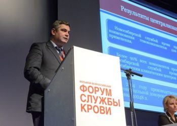 Неопознанный чиновник призвал новосибирских депутатов поискать альтернативу министру Фролову