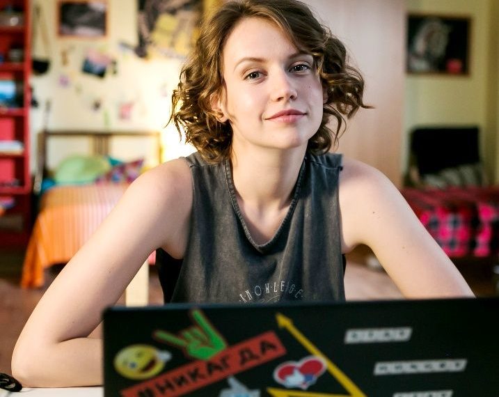 «За косички дергают те, кто в тебя влюблен»