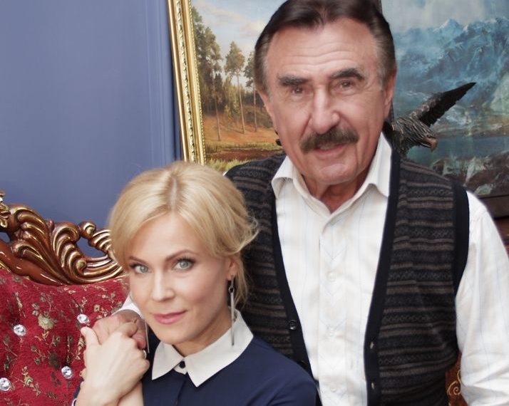 «Сын мечтает, чтобы я сыграла полицейского или пожарного»