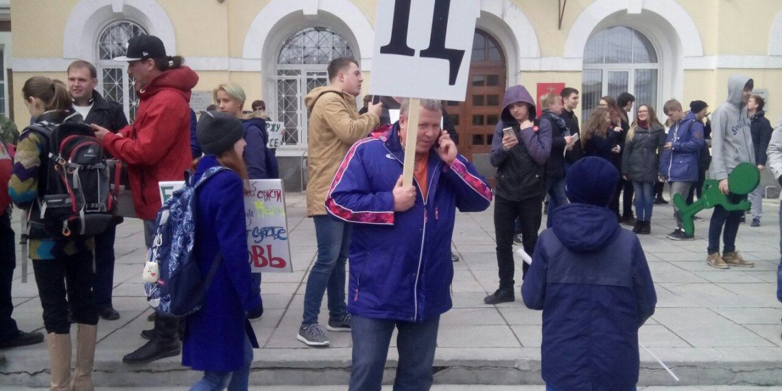 Попавший под процедуру банкротства депутат назвал дело против него политическим