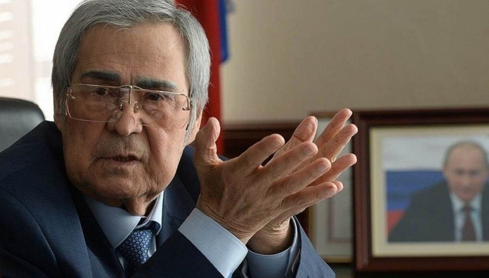 Тулеев пожертвовал семьям погибших в «Зимней вишне» свою зарплату за один день