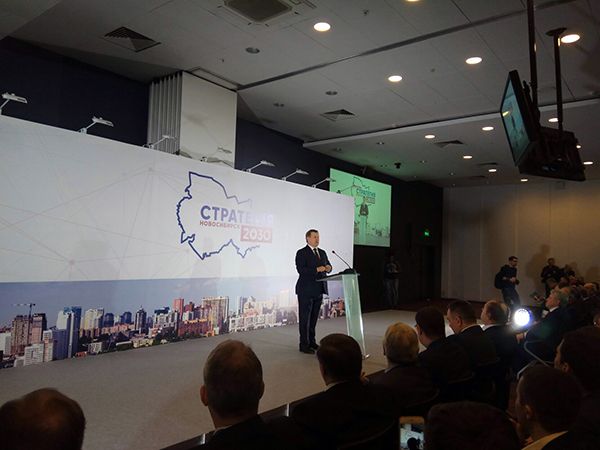 Момент еще не наступил: Локоть прокомментировал свое участие в выборах губернатора НСО