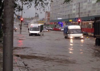 Новосибирск ушел под воду (фото, видео)