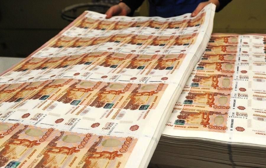 Минфин решил избавить здравоохранение, культуру и спорт от «лишних денег»