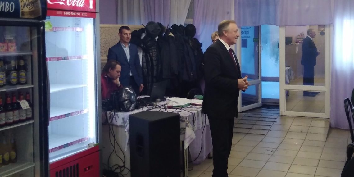 Депутаты поздравили пашинских полицейских с профессиональным праздником