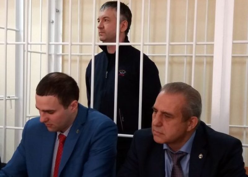За миллионные взятки осудили крупного чиновника в Новосибирске