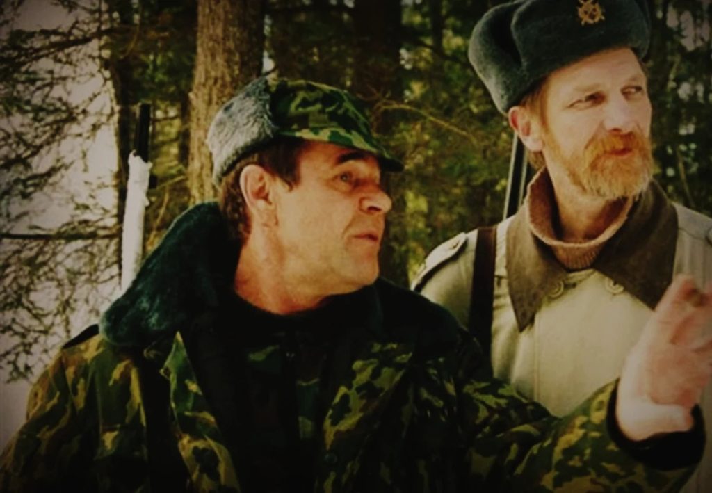 кадр из фильма "Особенности национальной охоты" (1995)