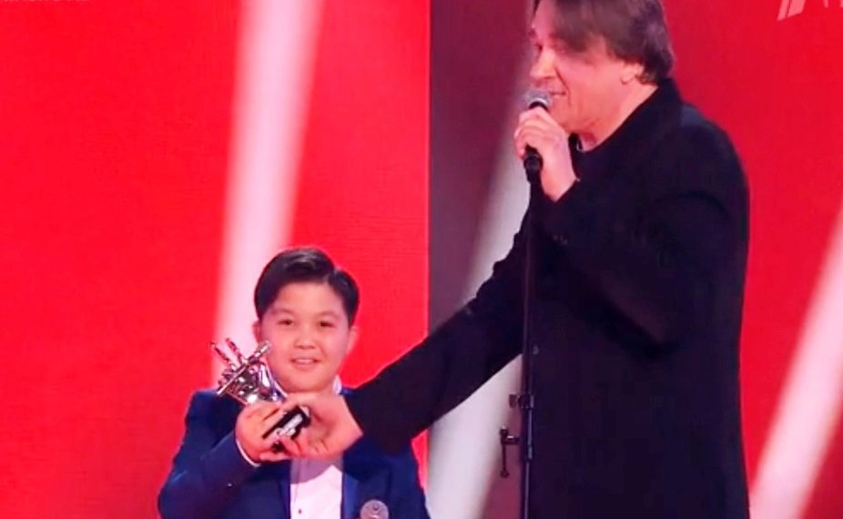 Победили все: финалистам шоу «Голос. Дети» вручили по миллиону