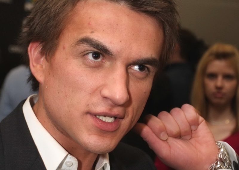 Влад Топалов станет отцом-консультантом