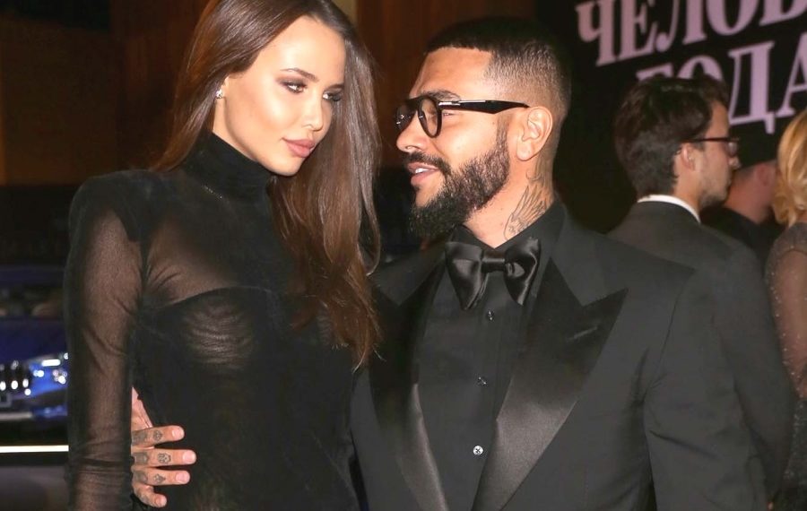 Тимати рискнул лететь с беременной невестой