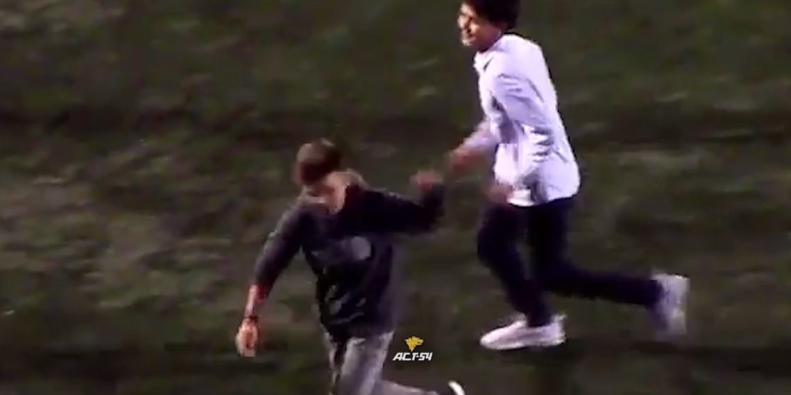 ФК «Новосибирск» оштрафовали за лишних людей на поле