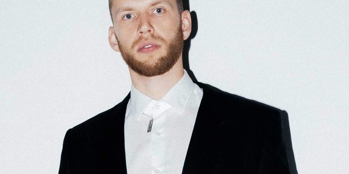 Новым Холостяком на ТНТ стал доктор Криворотов