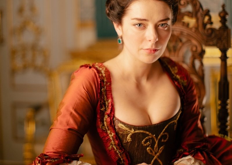 Отчего у Екатерины II оставались отпечатки на лбу? Тайну раскрыла Марина Александрова