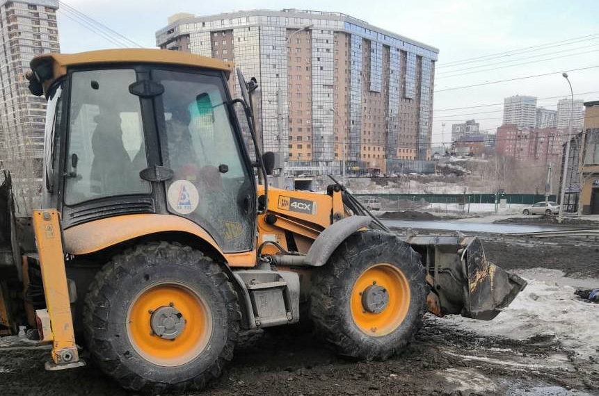 Бригады АО «РЭС» ведут работы по восстановлению электроснабжения в Центральном округе Новосибирска