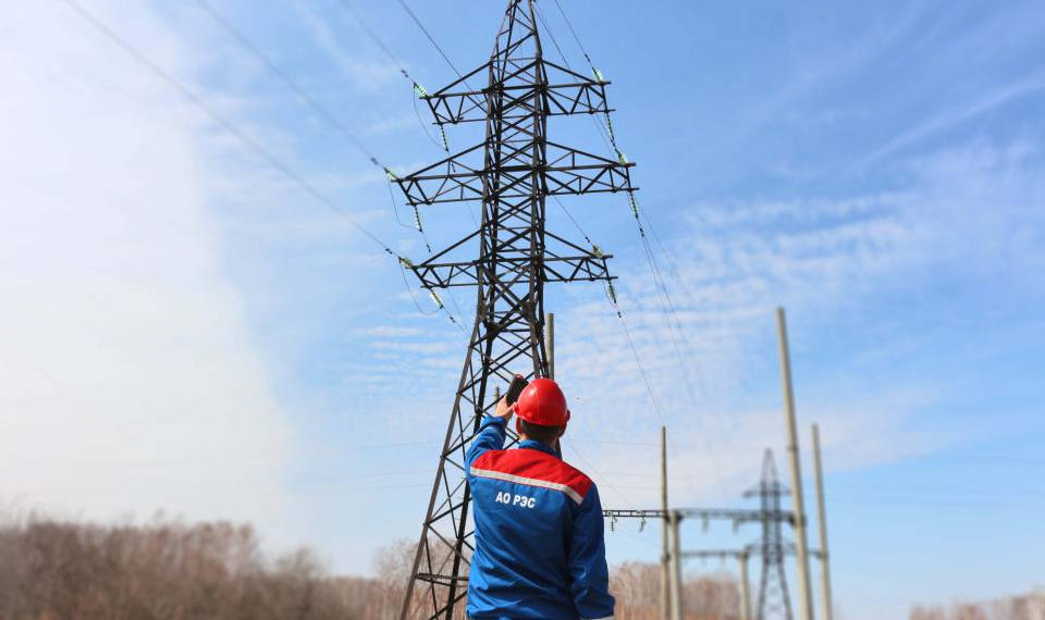 Электросети Новосибирской области готовят к работе в следующем отопительном сезоне