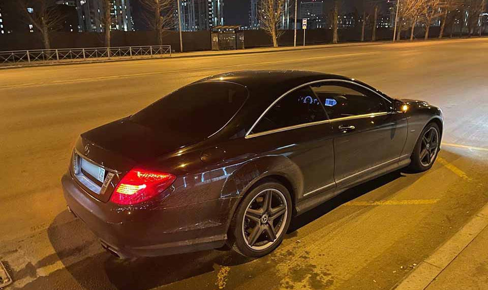 Три «немца» ночью потеряли колеса на магистрали в Новосибирске