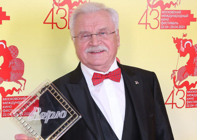 Как Мурсулнтуркну помог Сергею Никоненко попасть в Кремль