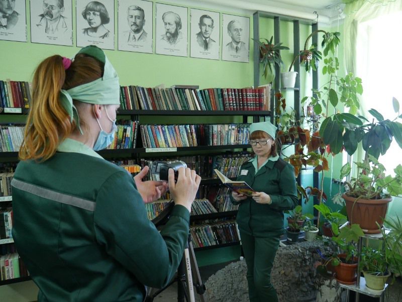 Осужденные записывают аудиокнигу