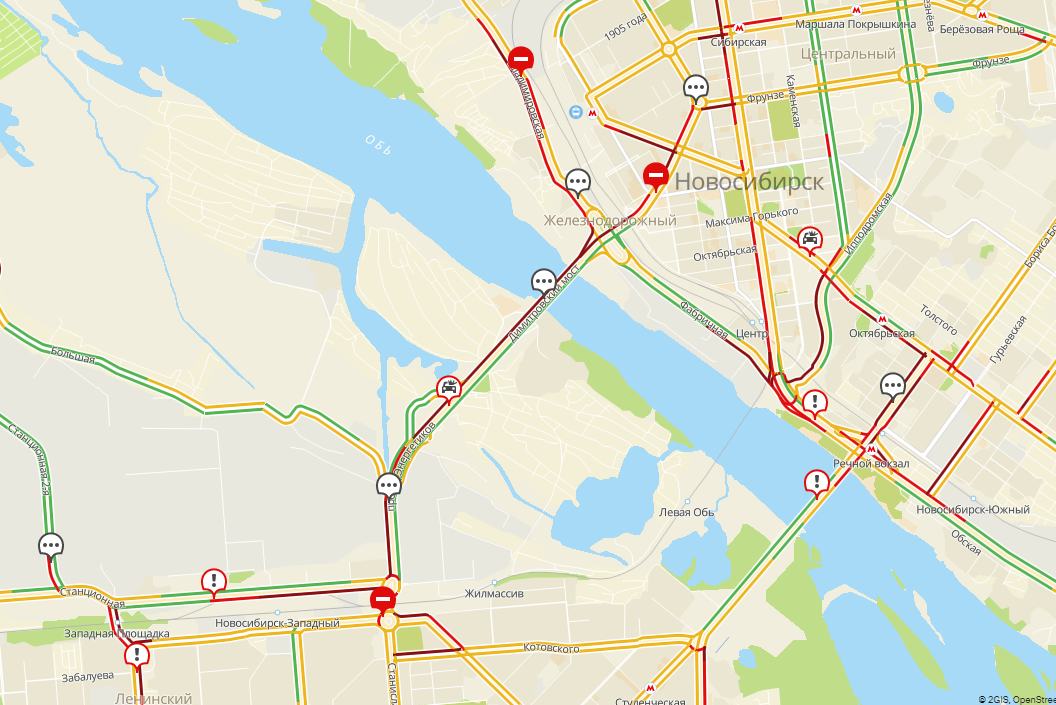 2ГИС показывает пробки в районе Димитровского моста