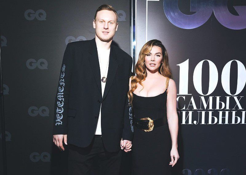 Седокова стала коучем по похудению