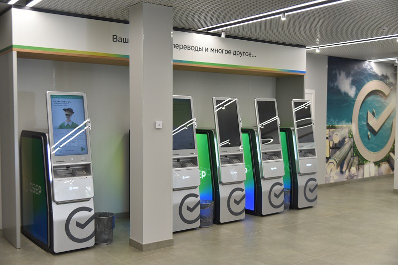 Современные банкоматы готовы обслужить клиента даже без банковской карты и смартфона