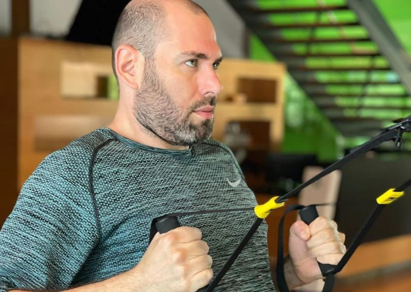 Слепаков грустит после развода