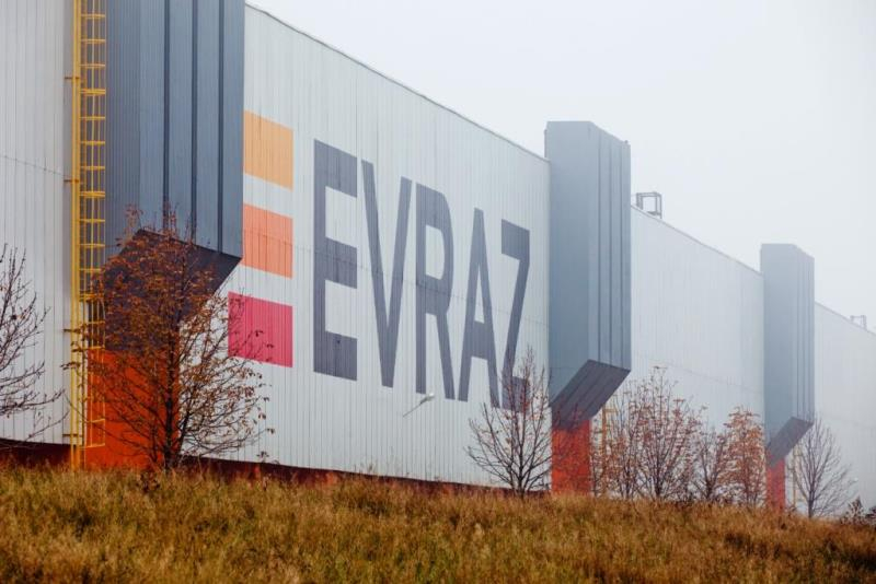 www.evraz.com