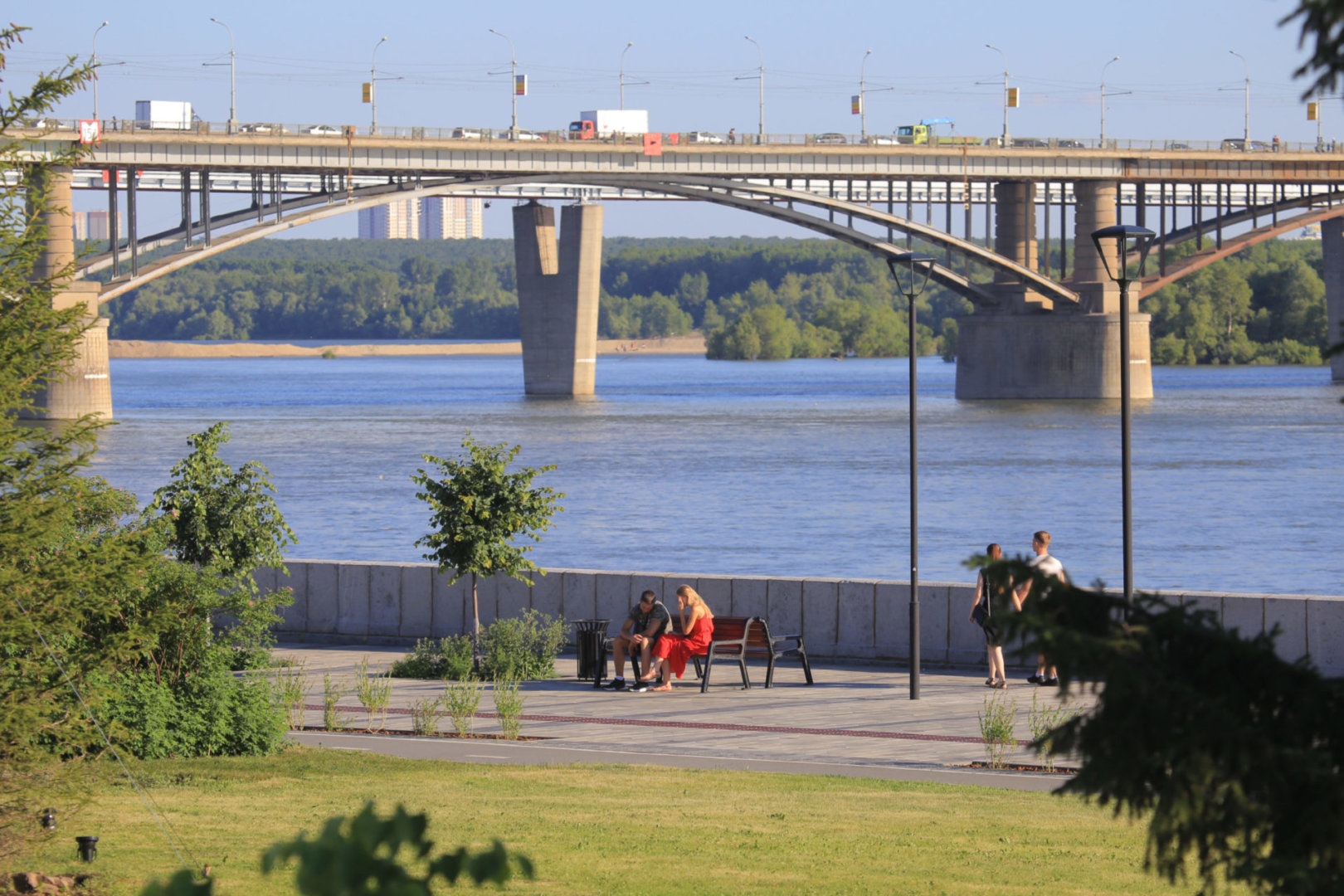 Стали новосибирск. Четвертый мост в Новосибирске. Река локоть. Довольное Новосибирск. Омск Красноярск.