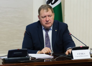 Правительство и депутаты совместно обсуждают проект концессионных соглашений по полигонам